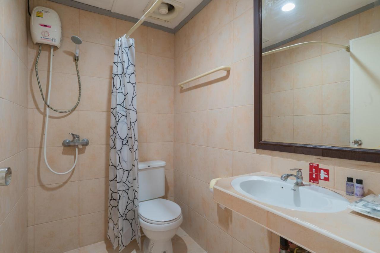 Knock Knock Boutique Hotel 3*